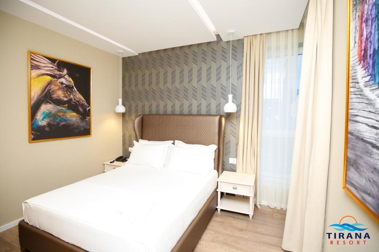 Tirana Hotell *