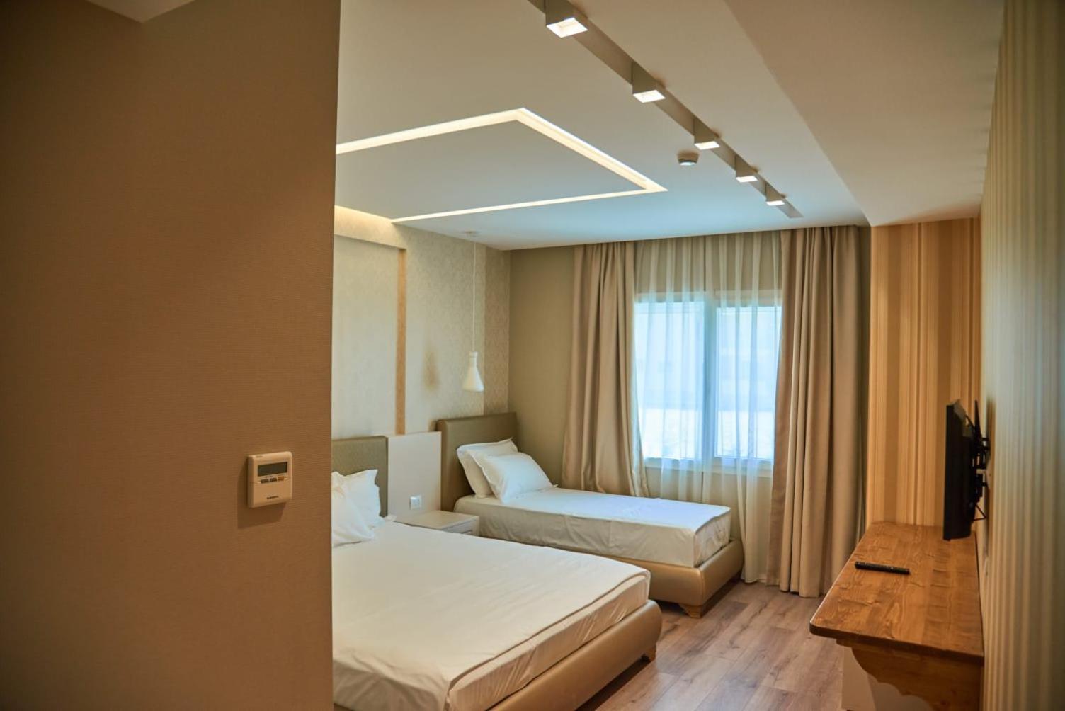 Hotel Tirana
